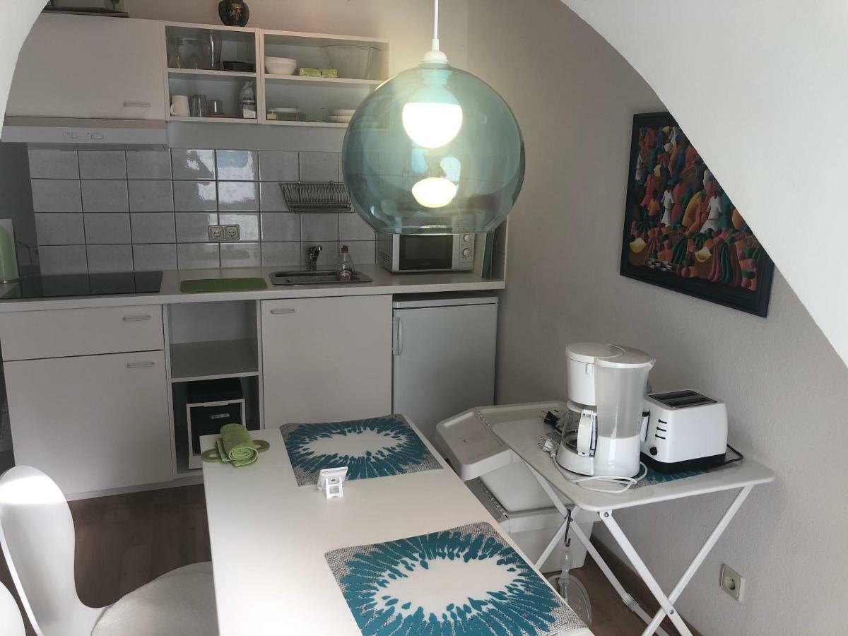 Studio Ochsenfurt Mit Sonnigem Balkon Kültér fotó